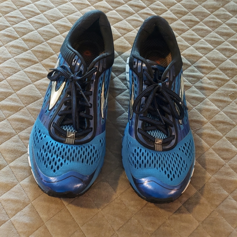 Brooks men's ghost shoes